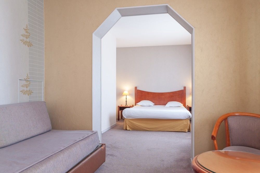 Logis Hotel L'Escargotiere Dijon Sud - Chenove Ngoại thất bức ảnh