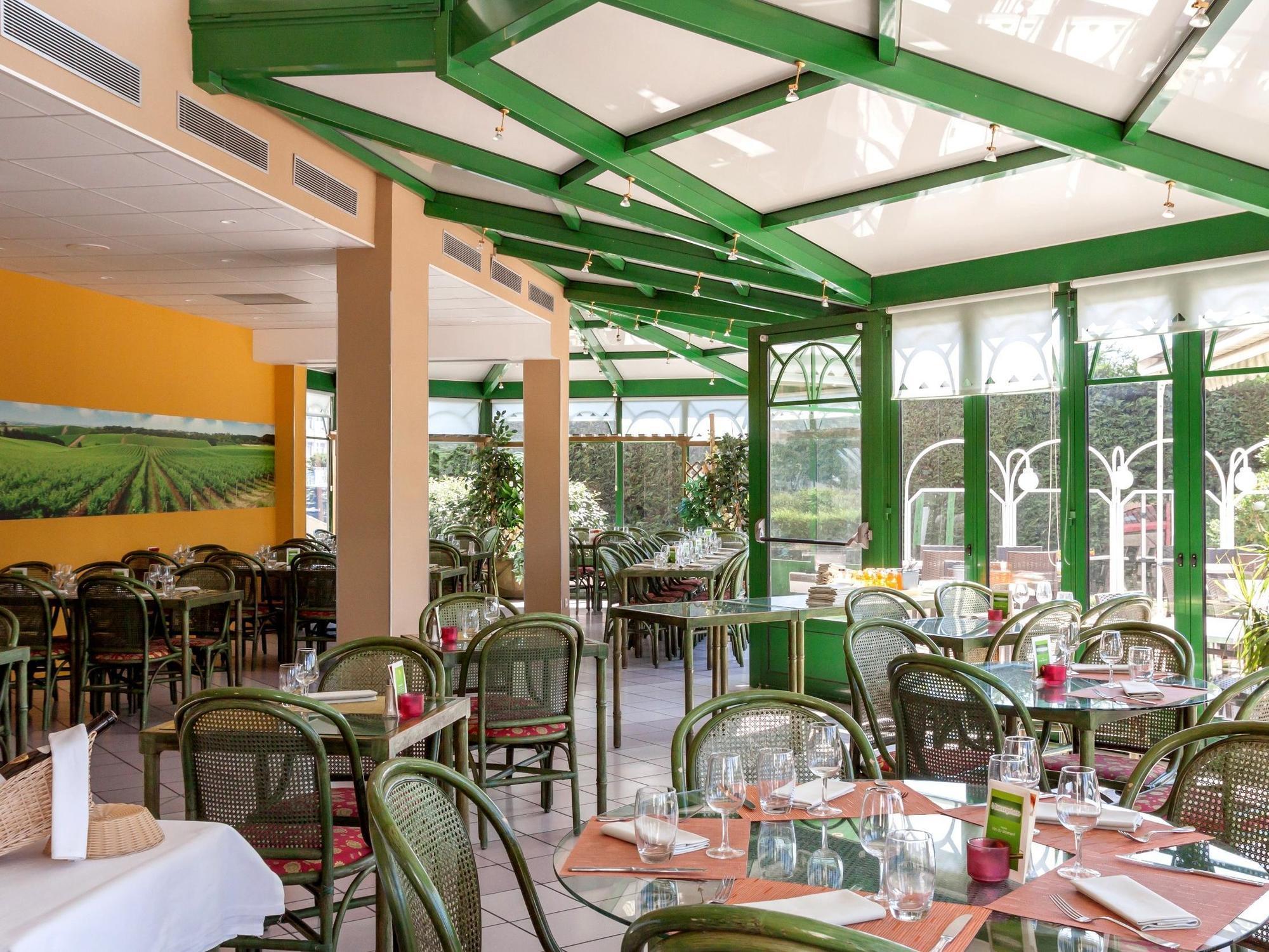Logis Hotel L'Escargotiere Dijon Sud - Chenove Ngoại thất bức ảnh