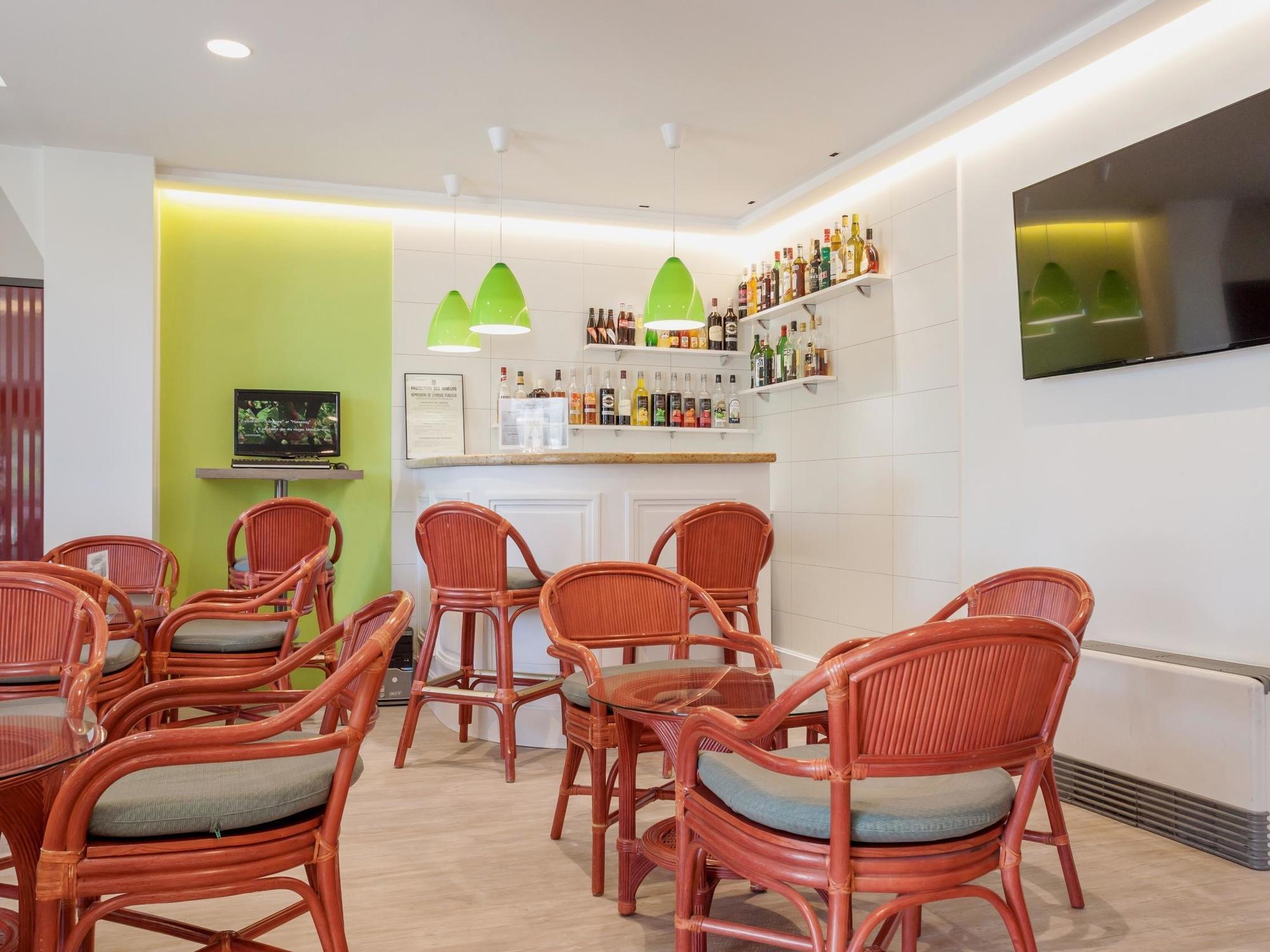 Logis Hotel L'Escargotiere Dijon Sud - Chenove Ngoại thất bức ảnh