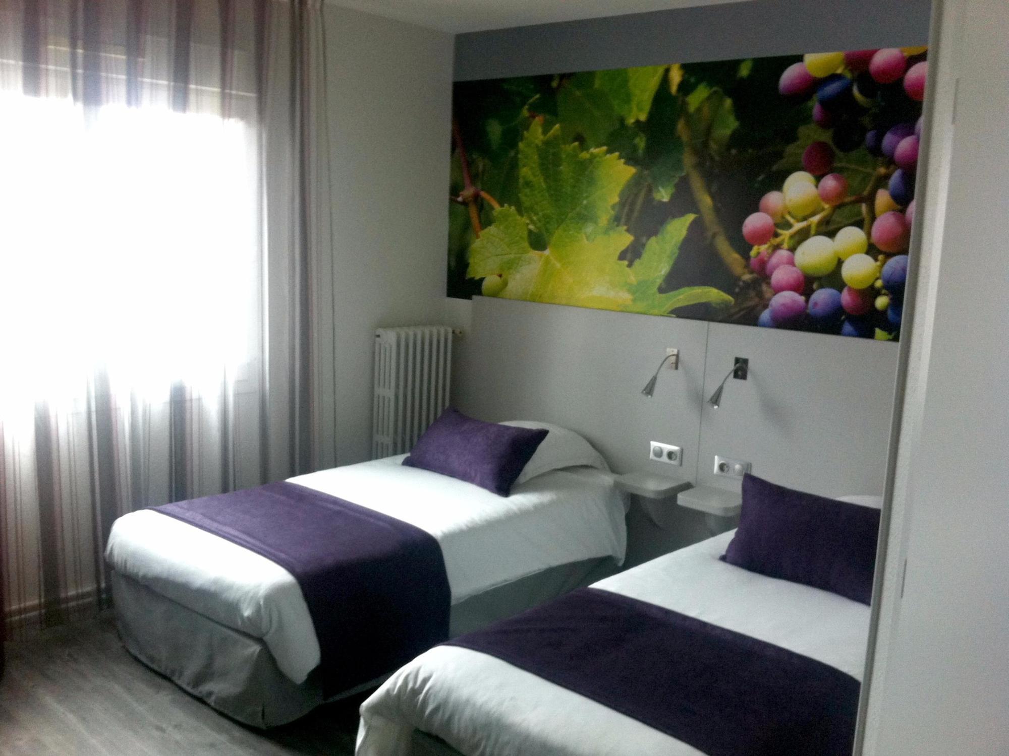 Logis Hotel L'Escargotiere Dijon Sud - Chenove Ngoại thất bức ảnh