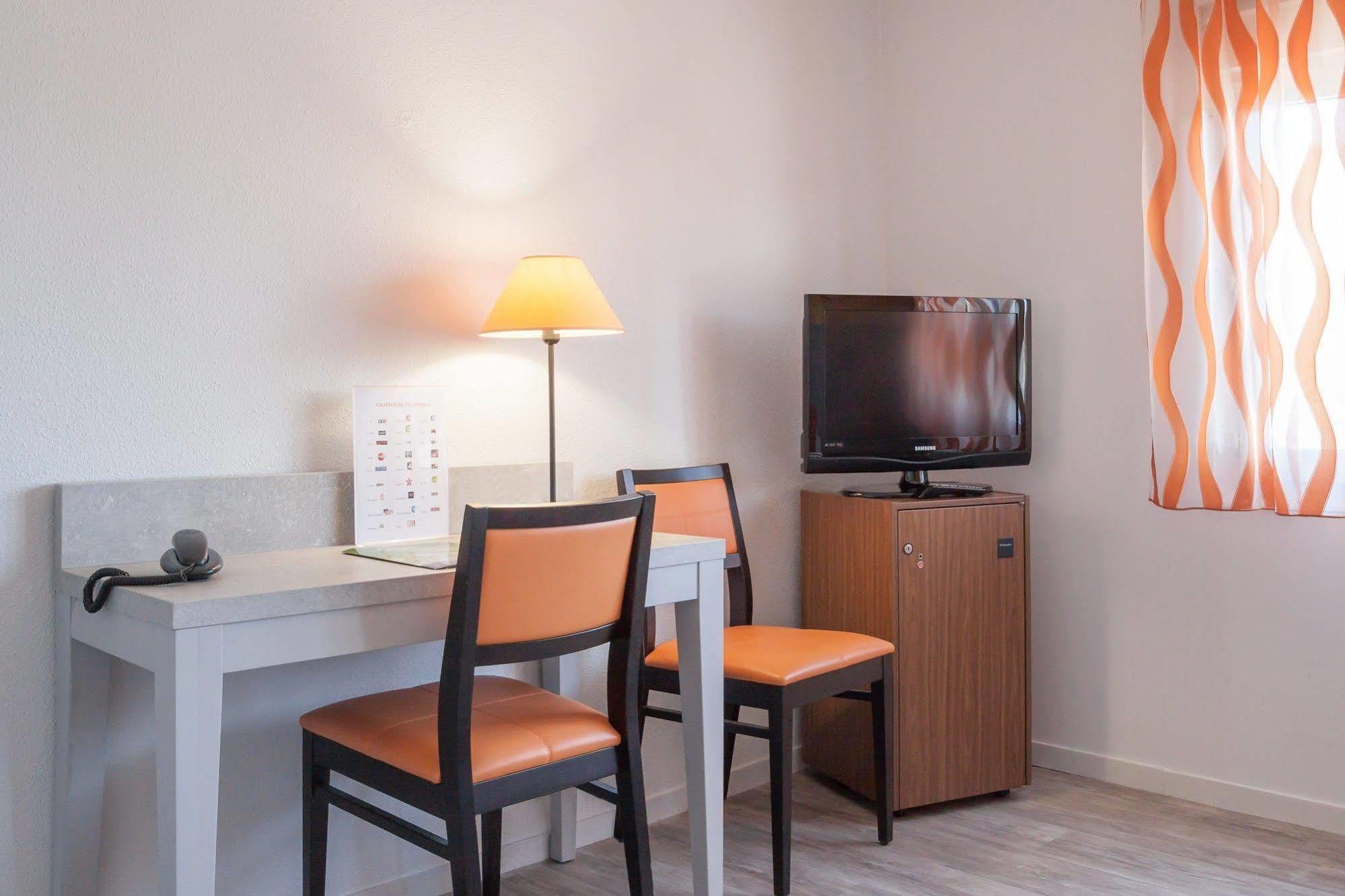 Logis Hotel L'Escargotiere Dijon Sud - Chenove Ngoại thất bức ảnh